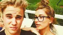 Dilansir dari Cosmopolitan, ternyata Justin Bieber dan Hailey Baldwin tak hanya pergi ke gereja bersama. (instagram/justinbieber)