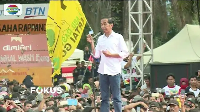 Kampanye terbuka di Balikpapan dan Mamuju, Joko Widodo kembali perkenalkan tiga kartu sakti andalan paslon nomor urut 01.