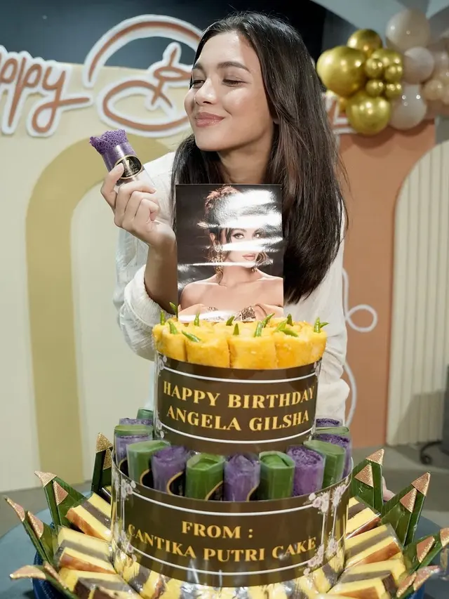 8 Momen Ulang Tahun Angela Gilsha ke-30, Dirayakan di Lokasi Syuting