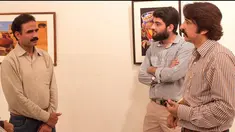 Bagi seorang fotografer, gambar terbaik adalah yang paling utama. Tak jarang para fotografer bahkan melakukan sesuatu yang berisiko demi mendapatkan gambar yang menakjubkan.