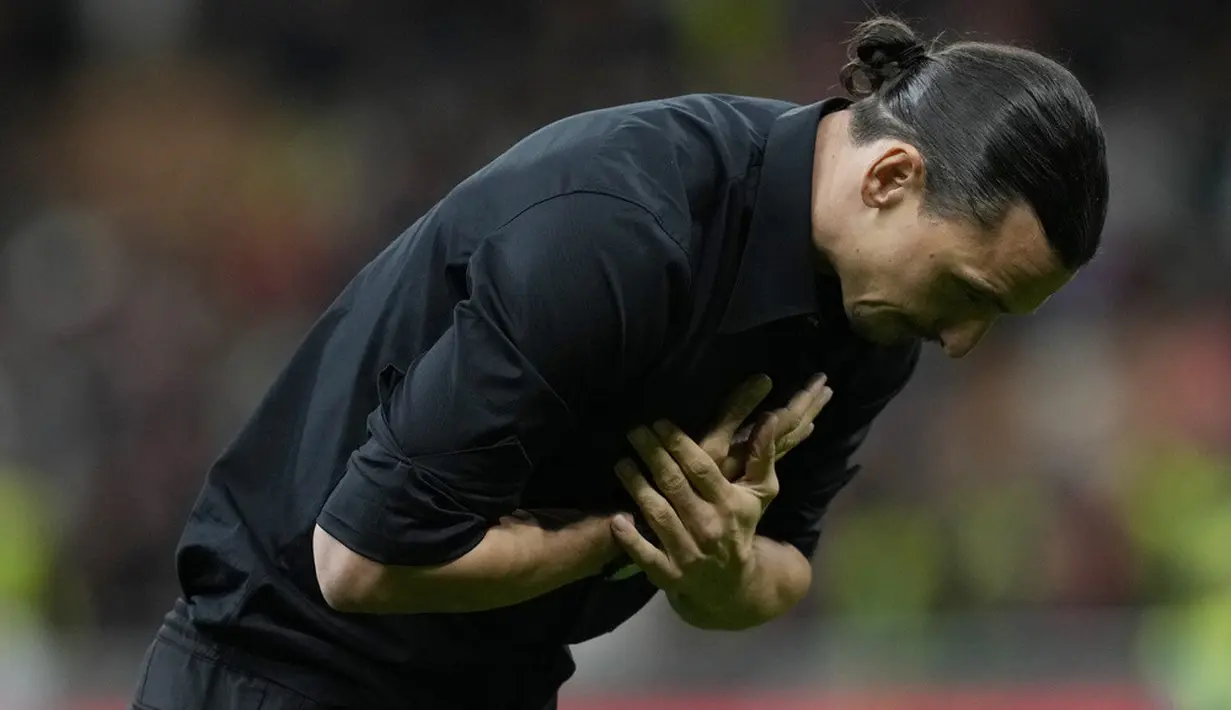 <p>&ldquo;Saya ingin mengucapkan selamat tinggal pada sepak bola, tetapi saya tidak ingin mengucapkan selamat tinggal kepada Anda,&rdquo; kata Zlatan Ibrahimovic sebagaimana dikutip dari ESPN, Senin (5/6/2023). (AP Photo/Antonio Calanni)</p>