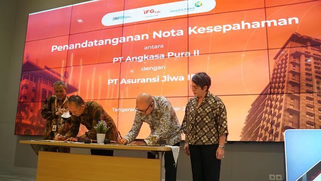 PT Asuransi Jiwa IFG atau IFG Life membangun sinergi dengan PT Angkasa Pura II (Persero) dan PT Sarinah (Persero).