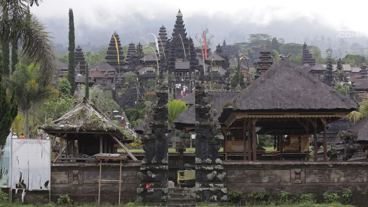 Pura Besakih Akan Gelar Upacara Purnama Kapat
