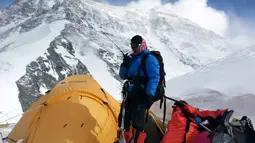 Malavath Poorna (13 tahun), menjadi pendaki perempuan termuda yang berhasil menggapai puncak Everest yang memiliki ketinggian 8.848 mdpl. (AFP PHOTO/SOCIAL WELFARE RESIDENTIAL EDUCATIONAL INSTITUTIONS SOCIETY)