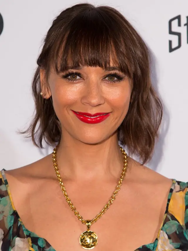 Berencana potong rambut? Ini 6 potongan rambut terbaik saat cuaca dingin