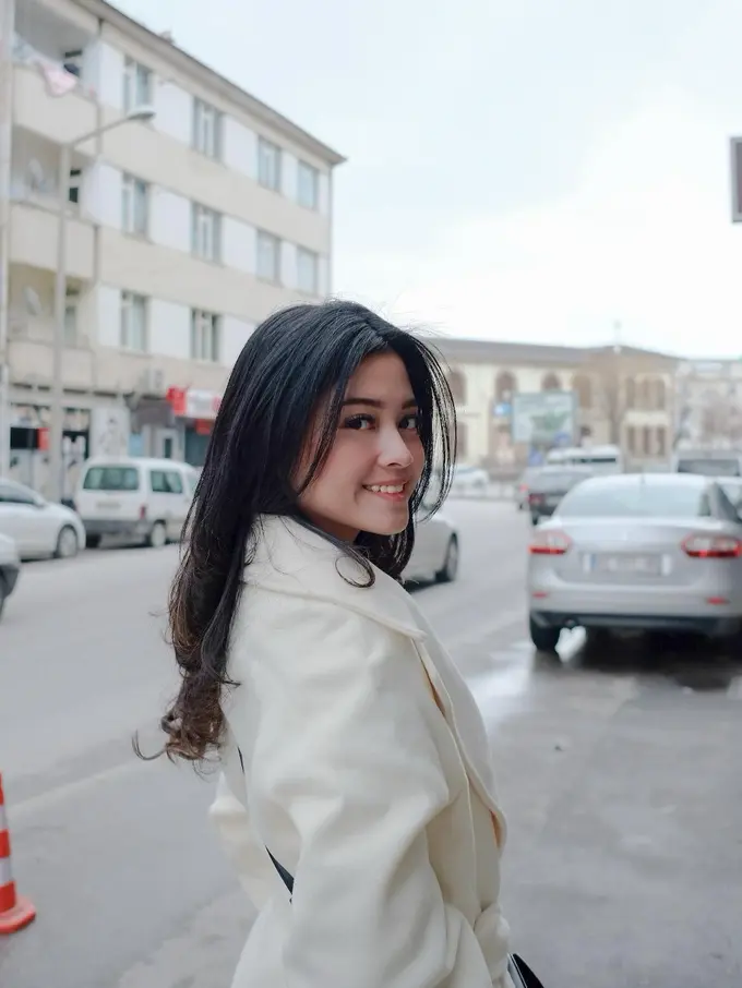 Syuting Serial Religi, Ini 7 Potret Yoriko Angeline di Turki Tampil Berhijab