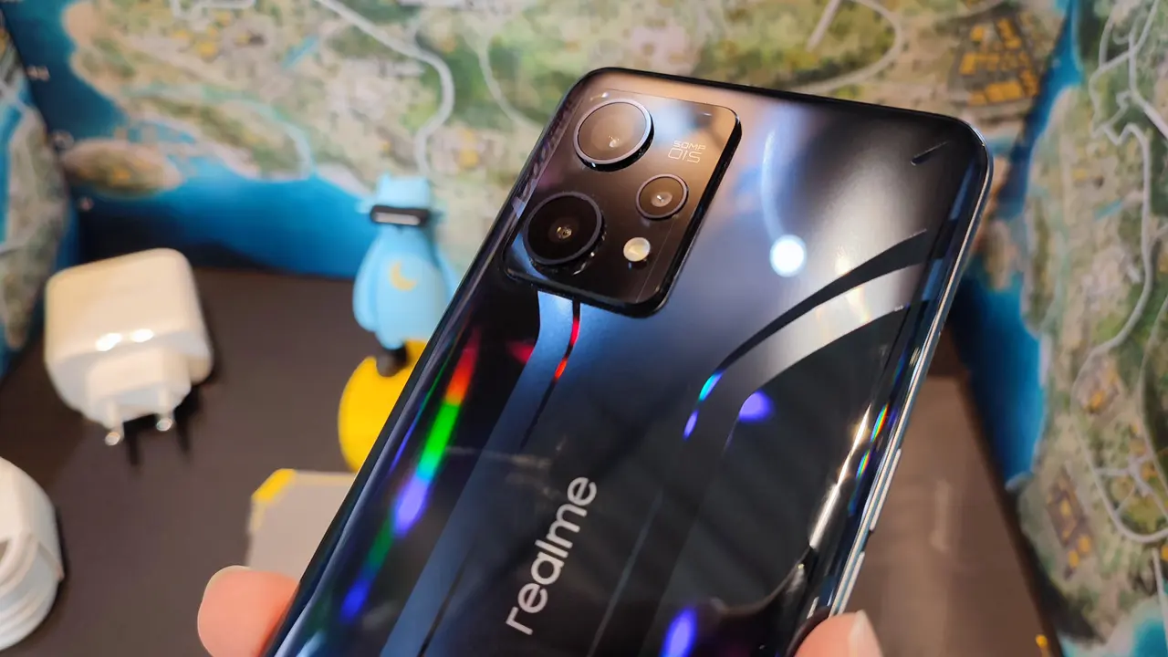 Realme 9 Pro Plus Free Fire Limited Edition (Liputan6.com/Giovani Dio Prasasti)