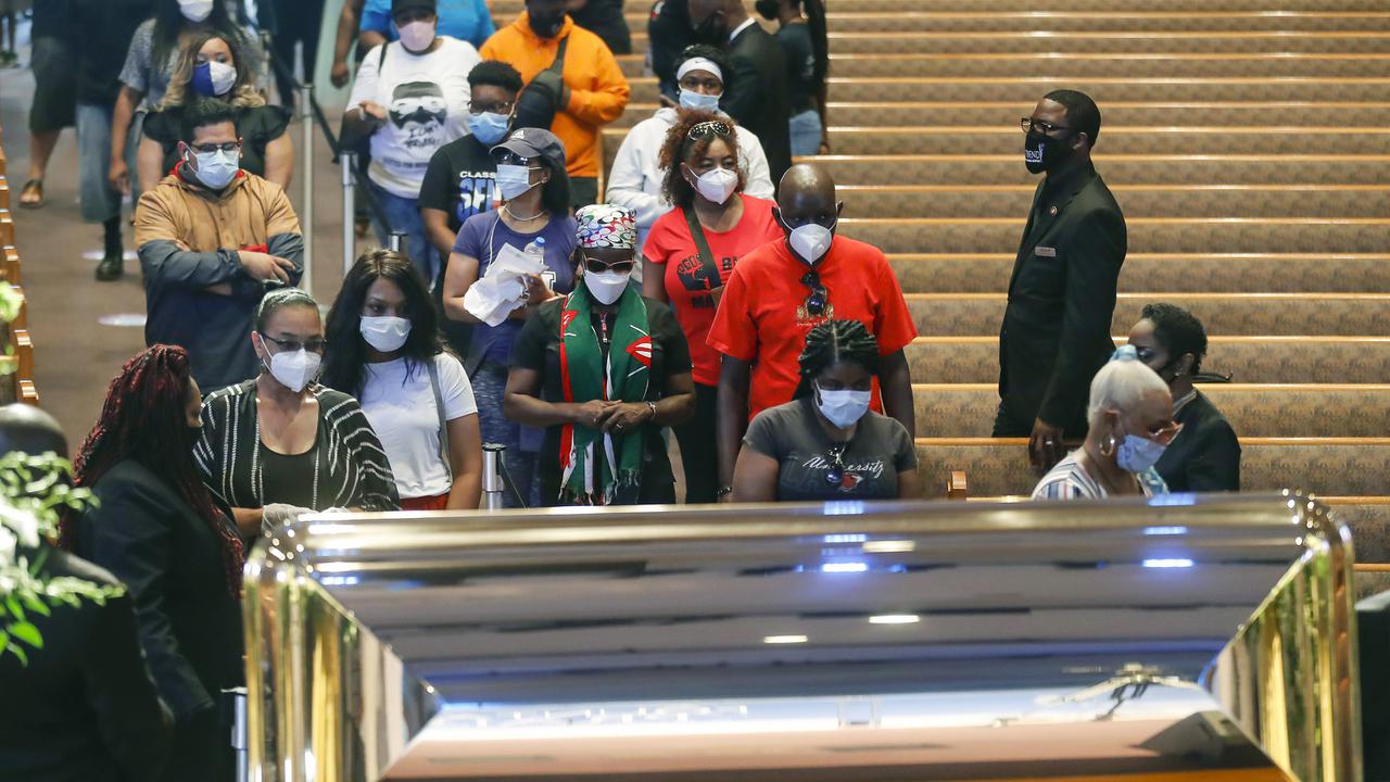 FOTO: Ribuan Pelayat Beri Penghormatan Terakhir untuk George Floyd