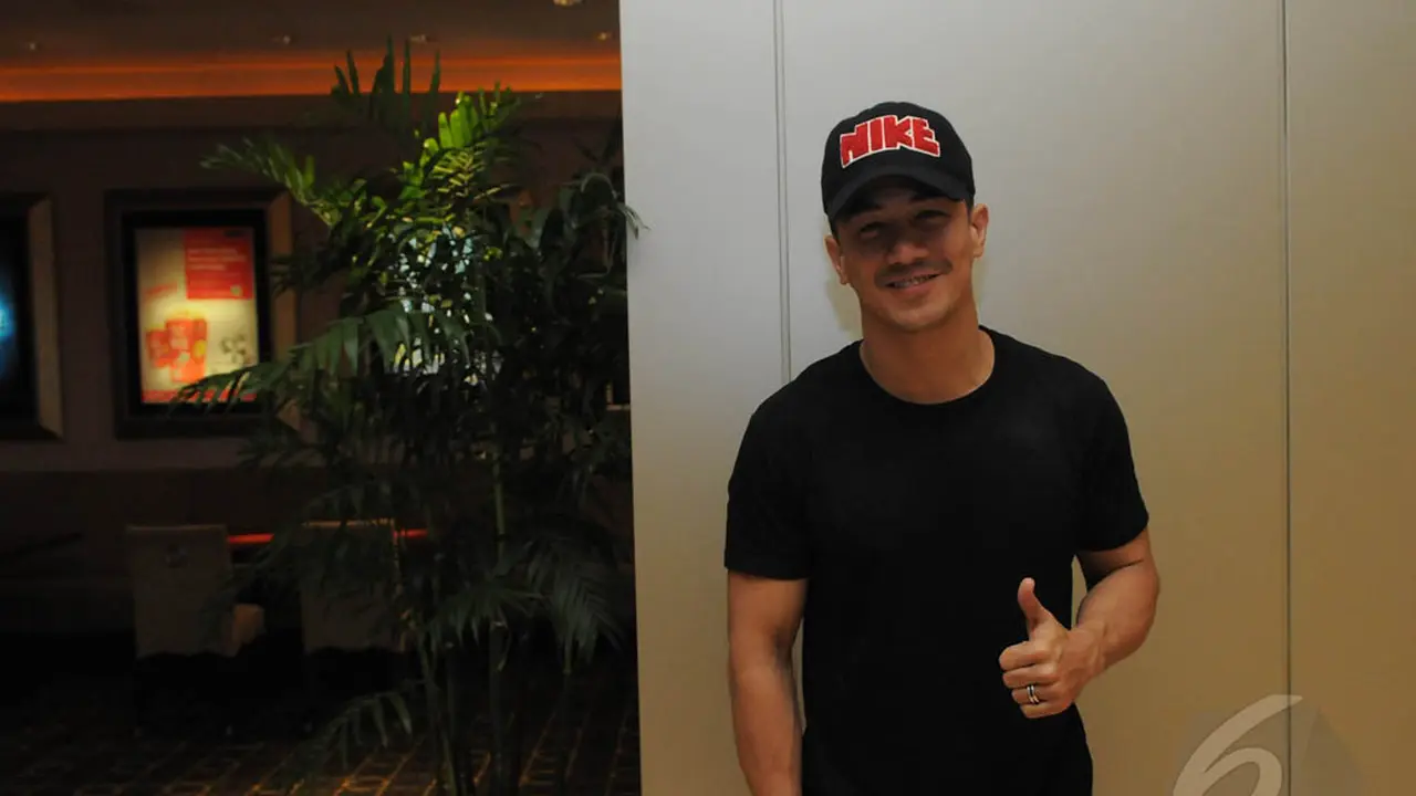 Joe Taslim dan Pecinta Film di Premier Film Blackhat
