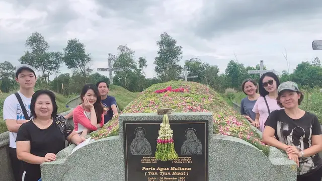 6 Potret Keluarga Besar Natasha Wilona, Sang Ayah Tiba-tiba Muncul Minta Bertemu