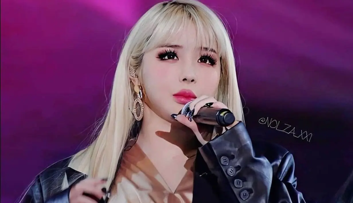 Biasa tampil dengan gaya makeup douyin yang memberi kesan feminin dan imut. [Instagram/newharoobompark]