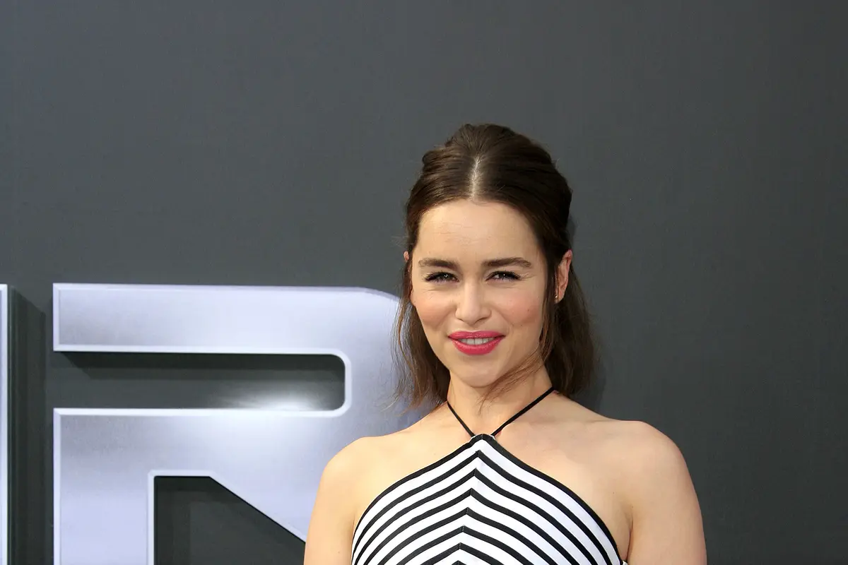 [Bintang] Emilia Clarke