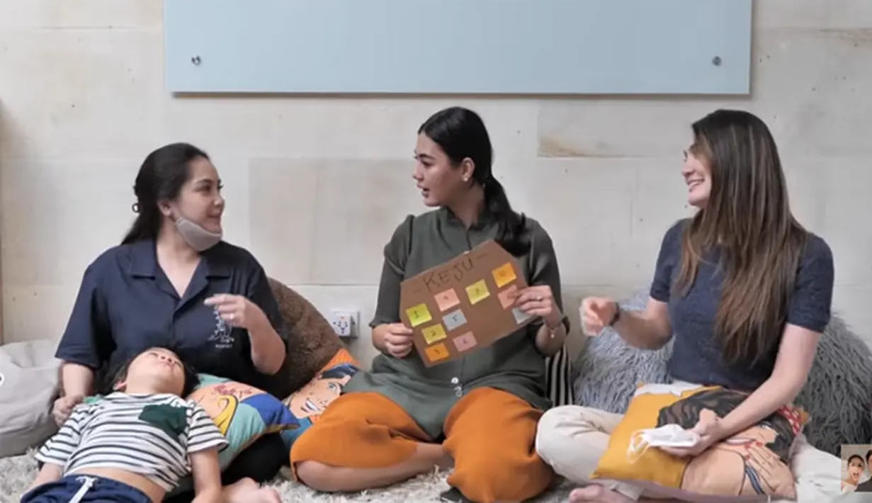 Luna Maya Paula Verhoeven dan Nagita Slavina (Youtube/Baim Paula)