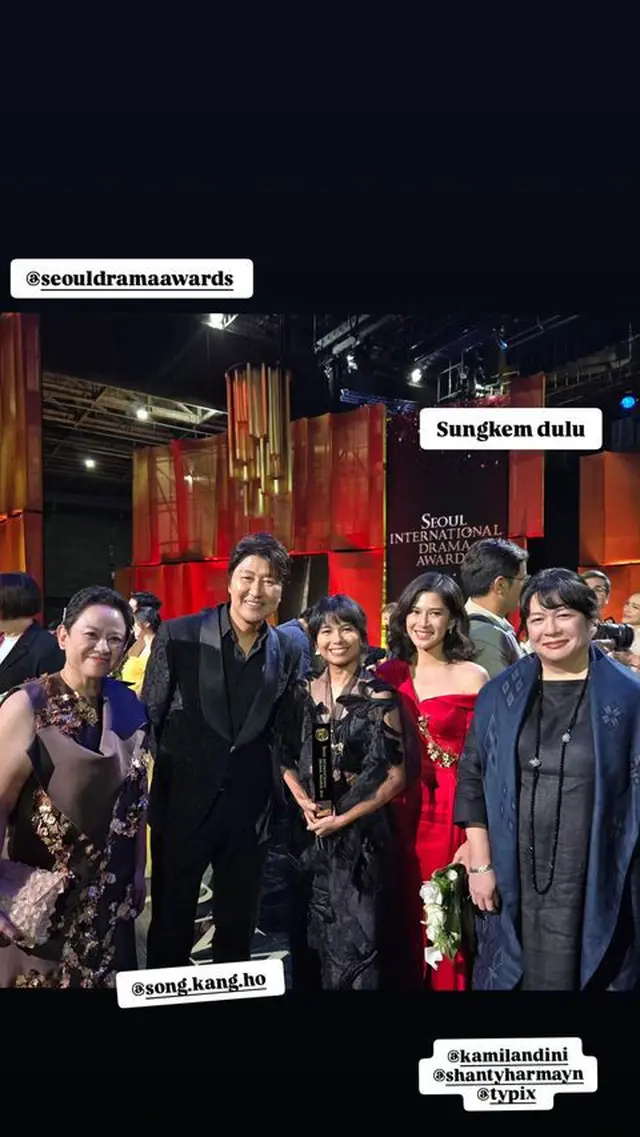 Sudah cocok jadi satu circle, ini 5 momen akrab Dian Sastrowardoyo bareng seleb Korea 