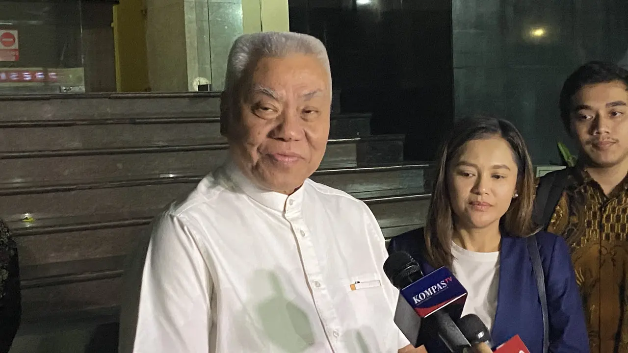 Ketua Harian Pengurus Besar Persatuan Bulu Tangkis Seluruh Indonesia (PB PBSI), Alex Tirta