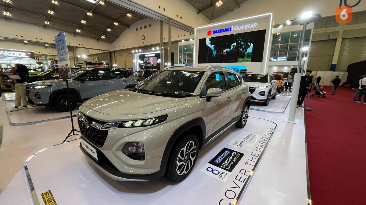 Grand Vitara dan Fronx Jadi Sorotan, Ini Deretan Mobil Hybrid Suzuki di GJAW 2025