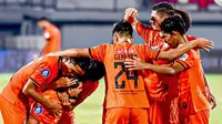 Persiraja menjadi tim pertama terdegradasi dari BRI Liga 1 2021-2022 setelah Barito Putera bermain imbang dengan Madura United 3-3.(Bola.com/Gatot Susetyo)