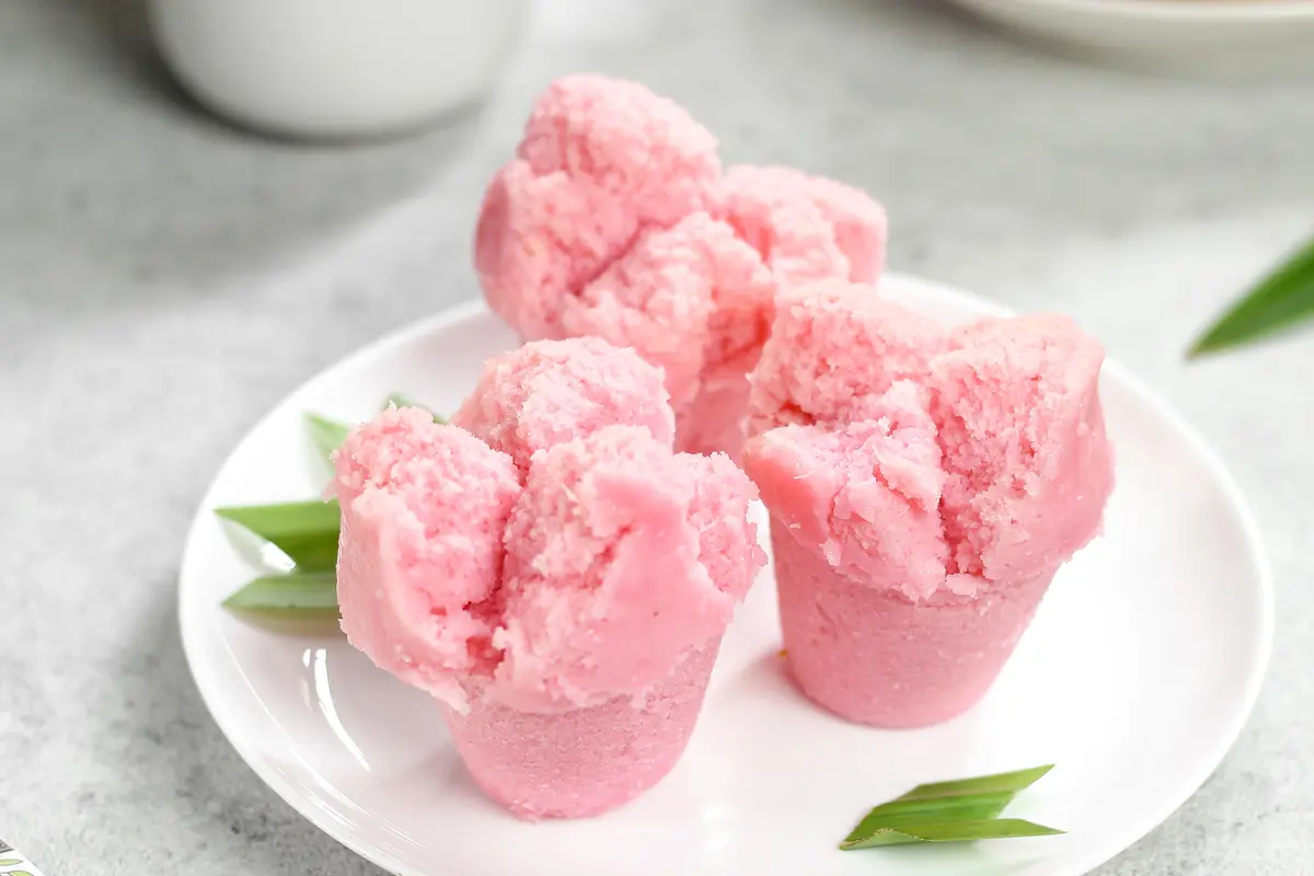 kue mangkok merekah