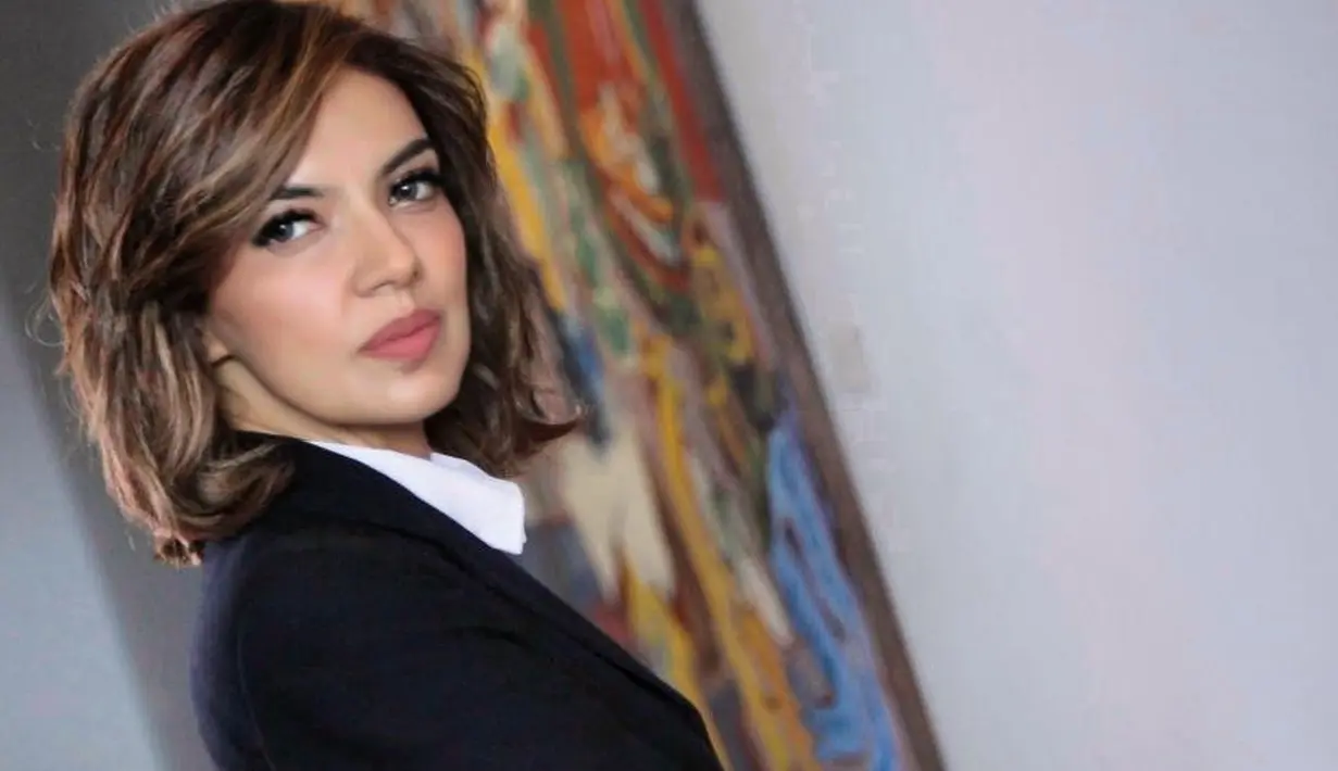 Najwa Shihab, putri dari ulama Moh. Quraish Shihab memang selalu menjadi idola publik. Bukan hanya penampilannya yang menawan, namun juga kecerdasan yang selu hadir dari dirinya itu. (Instagram/najwashihab)