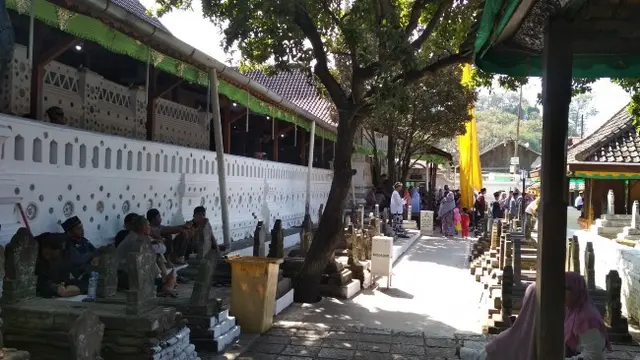 Lima Karamah Sunan Gunung Jati Dari Ahli Bahasa Sampai Operasi Tanpa Bedah