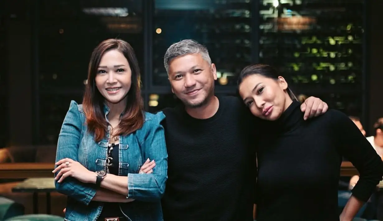 Maia Estianty yang terlihat hadir juga mendoakan Gading Marten takut tuhan dan segera menemukan jodoh. 
 [Instagram/maiaestiantyreal]