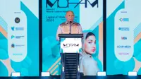 Menteri Koperasi dan UKM Teten Masduki dalam Jakarta 1st Modest Fashion Month (Mofam). (Foto: Kemenkop UKM)