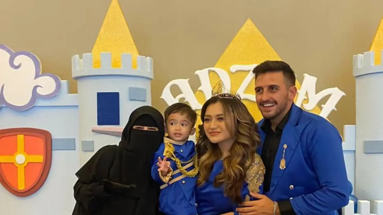 Gaya Publik Figure Hadir di Pesta Ulang Tahun Adzam Putra Nathalie Holscher