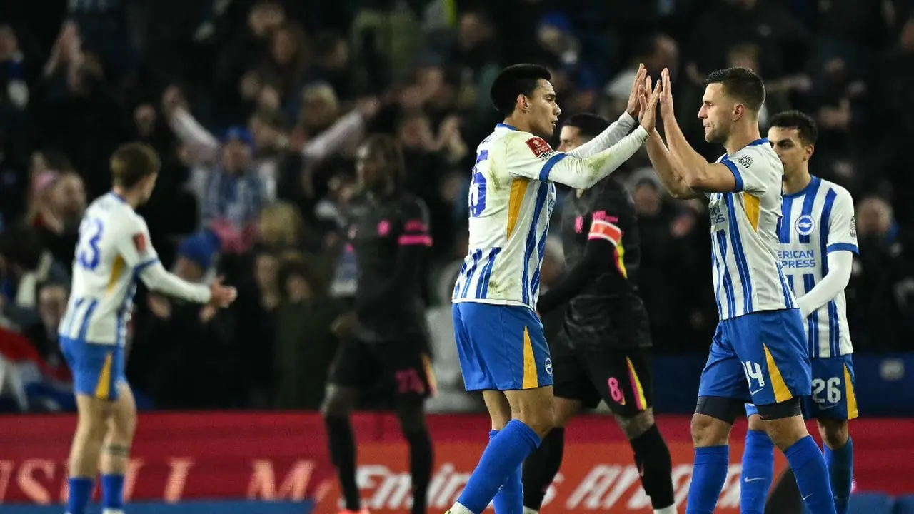 Brighton vs Chelsea - Piala FA