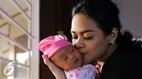 Doyan Belanja, Shezy Idris Berikan Nama Ini kepada Anak