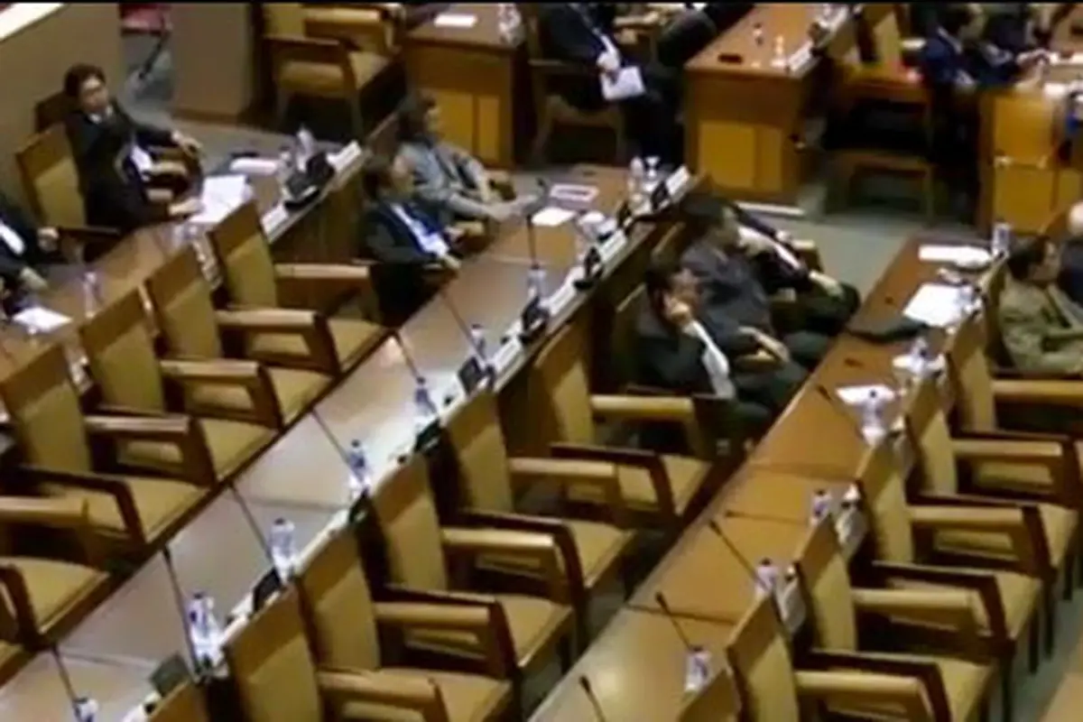 (Lip6 Petang) Sidang Terakhir