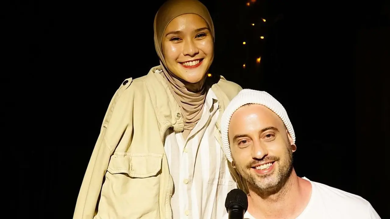 Zaskia Adya Mecca dan Dave Moffatt.