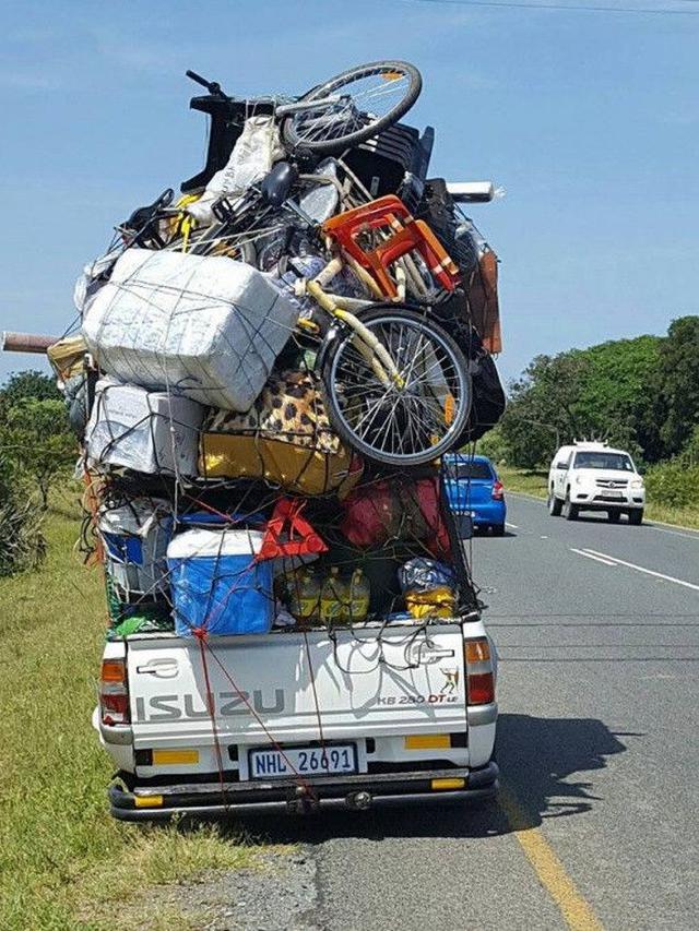Bikin Bengong, 7 Potret Tak Biasa Orang Bawa Kendaraan