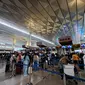 Pasca-Lebaran 2024, pengelola Bandara Soekarno Hatta (Soetta), mencatat sudah terjadi arus balik. Setidaknya pada hari ini, sebanyak 129 ribu penumpang melintas di Bandara Seokarno-Hatta, Jumat, 12 April 2024.