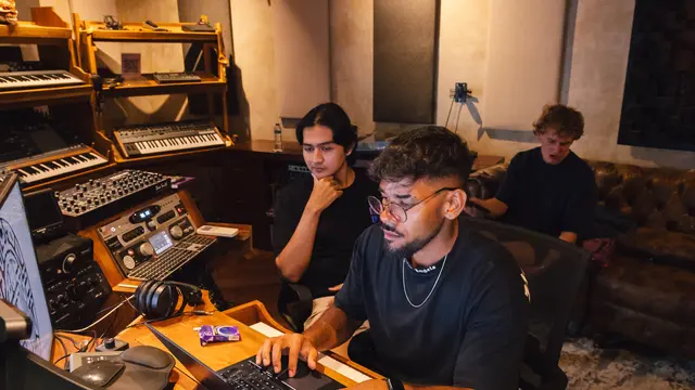 DJ QuickBuck berhasil meraih gelar 1st Winner dalam ajang Electronic Music Producer Contest