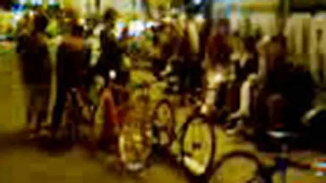 Bersepeda Malam Keliling Yogyakarta