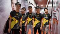 Tim ONIC Esports pada perhelatan MPL Indonesia Season 4.  (FOTO / Montoon)