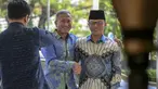 Menteri Luar Negeri Indonesia, Sugiono (kanan), saat menyambut kedatangan Menteri Luar Negeri Singapura, Vivian Balakrishnan, jelang pertemuan mereka di Gedung Kementerian Luar Negeri, Jakarta pada Selasa 12 Mei 2026. Menteri Luar Negeri (Menlu) Republik Indonesia, Sugiono, menerima kunjungan Menlu Singapura, Vivian Balakrishnan di Gedung Pancasila, Kementerian Luar Negeri, Jakarta. (BAY ISMOYO/AFP)
