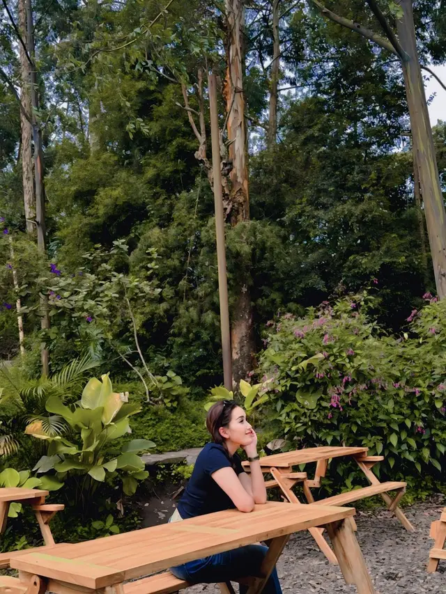 Ayu Ting Ting tampak muda (Instagram/ayutingting92)