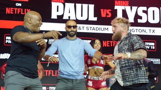Foto: Panas, Aksi Saling Dorong Mike Tyson dan Jake Paul Saat Momen Faceoff