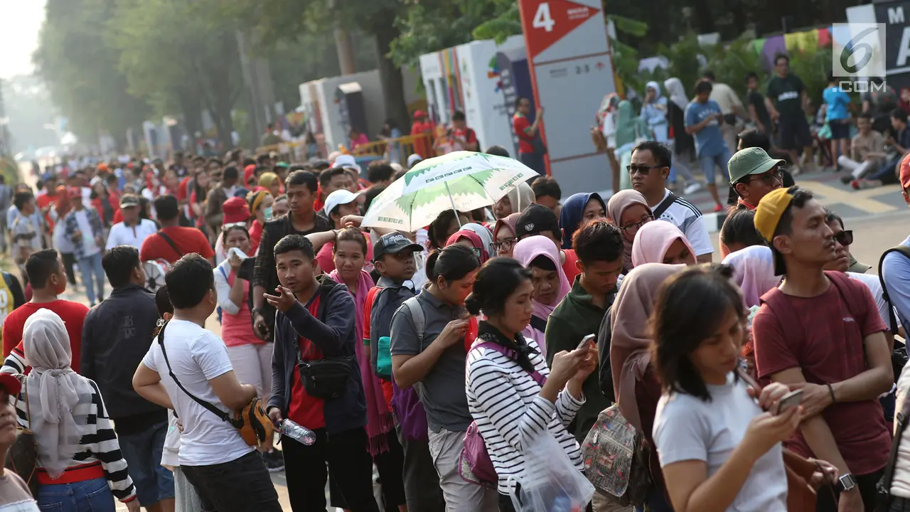 Tiket Habis, Calon Penonton Tetap Antre Saksikan Final Bulu Tangkis Asian Games 2018