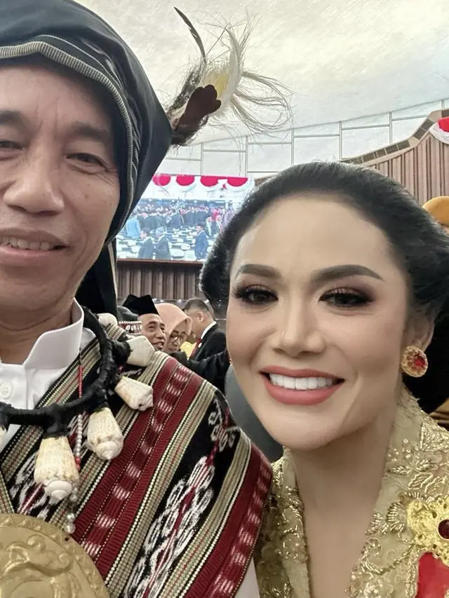 Pesona Krisdayanti di Sidang Tahunan MPR/DPR 2023