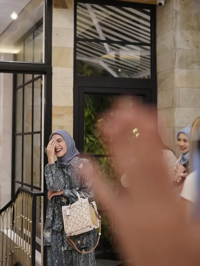 6 Outfit Padu Padan Rok Ala Cut Syifa yang Cocok untuk Kondangan