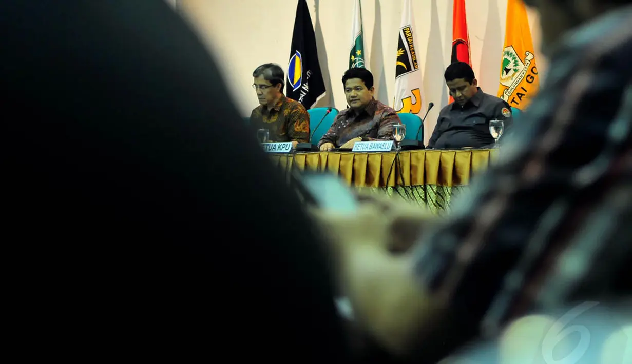 Namun, KPU memutuskan akan menghentikan persiapan jika Perppu tersebut ditolak DPR, Jakarta, (21/10/14). (Liputan6.com/Johan Tallo)