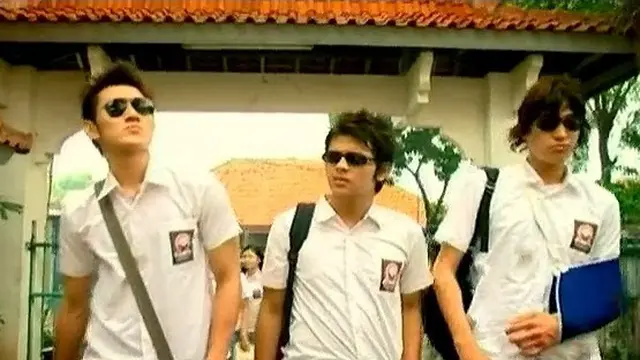 Tujuh Film Asyik Berlatar Sekolah