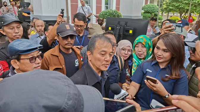 Roy Suryo Singgung Daftar Nama Dalam Dakwaan Dokter Tifa