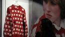 Sotheby's memperkirakan akan menjual sweater ini mulai dari USD 50.000 hingga USD 80.000 atau sekitar RP 752 juta hingga Rp 1,2 miliar. (AP Photo/Frank Augstein)