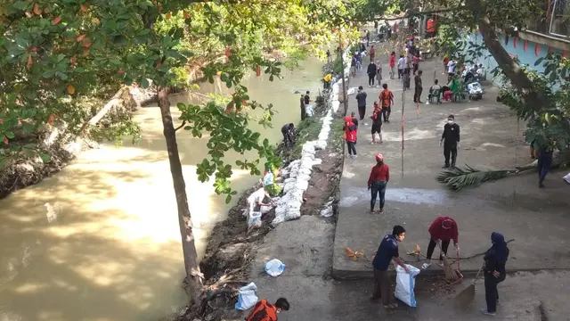 Aksi Bersih Sungai Babura Medan
