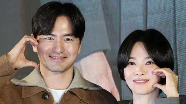 7 Potret Song Hye Kyo Tampil Cantik dengan Rambut Bondol, Makin Fresh dan Energik (credit: instagram.com/kyo1122).