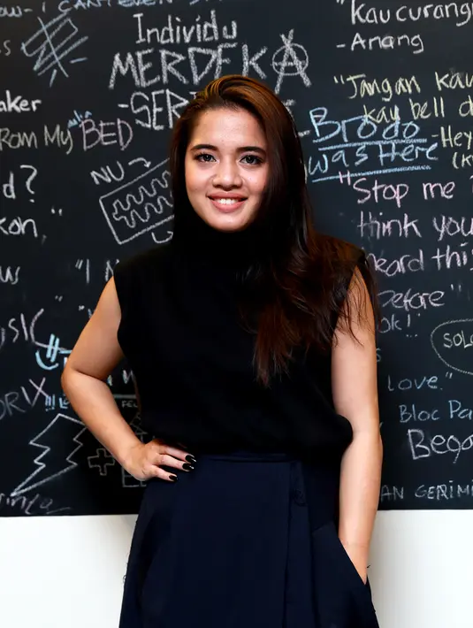 "Kami dituntut berkarya dengan profesionalisme tinggi. Dan kami bisa melaluinya. Ini pencapaian tertinggi, bangga rasanya," ucap Cantika saat jumpa pers di kawasan Senopati, Jakarta Selatan, Selasa 9 Juli 2015. (Wimbarsana K/Bintang.com)