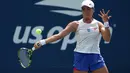 Janice Tjen juga masih belum terkalahkan. Sebelumnya, ia meraih kemenangan dalam tiga laga kualifikasi. (Matthew Stockman/Getty Images North America/Getty Images via AFP)